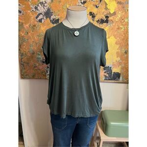 Religion Asymmetrical Green Slit Back Soft Tee Neck L